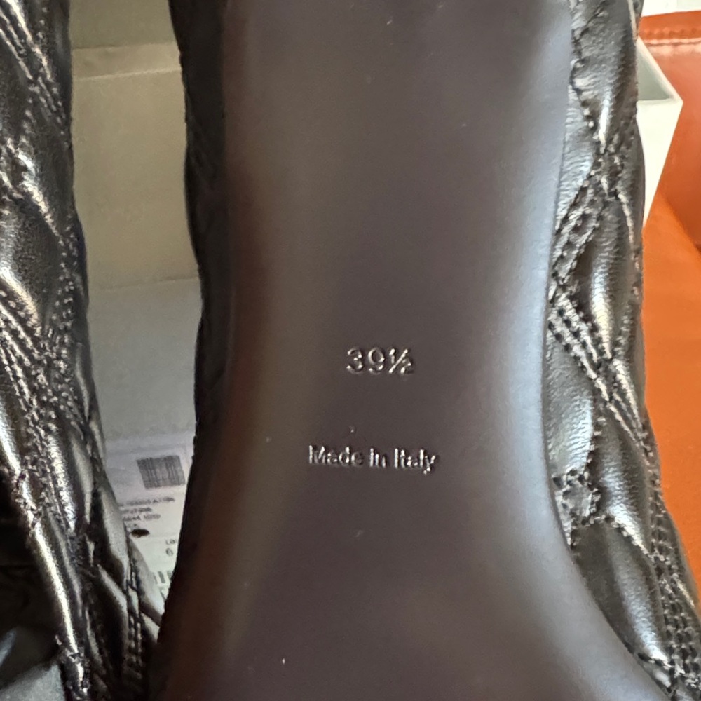 Burberry Black Leather Baby Pump Shoes - Picture 12 of 17